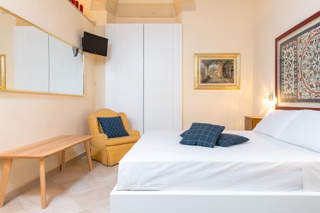 Suite Palace Castromediano Lecce Exterior foto