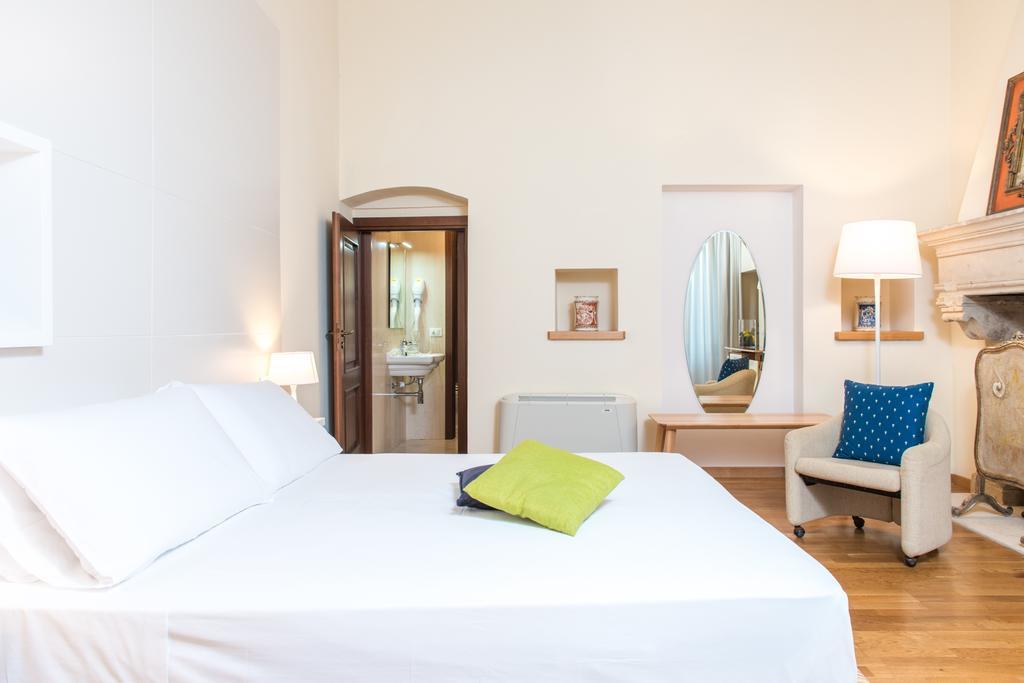 Suite Palace Castromediano Lecce Exterior foto